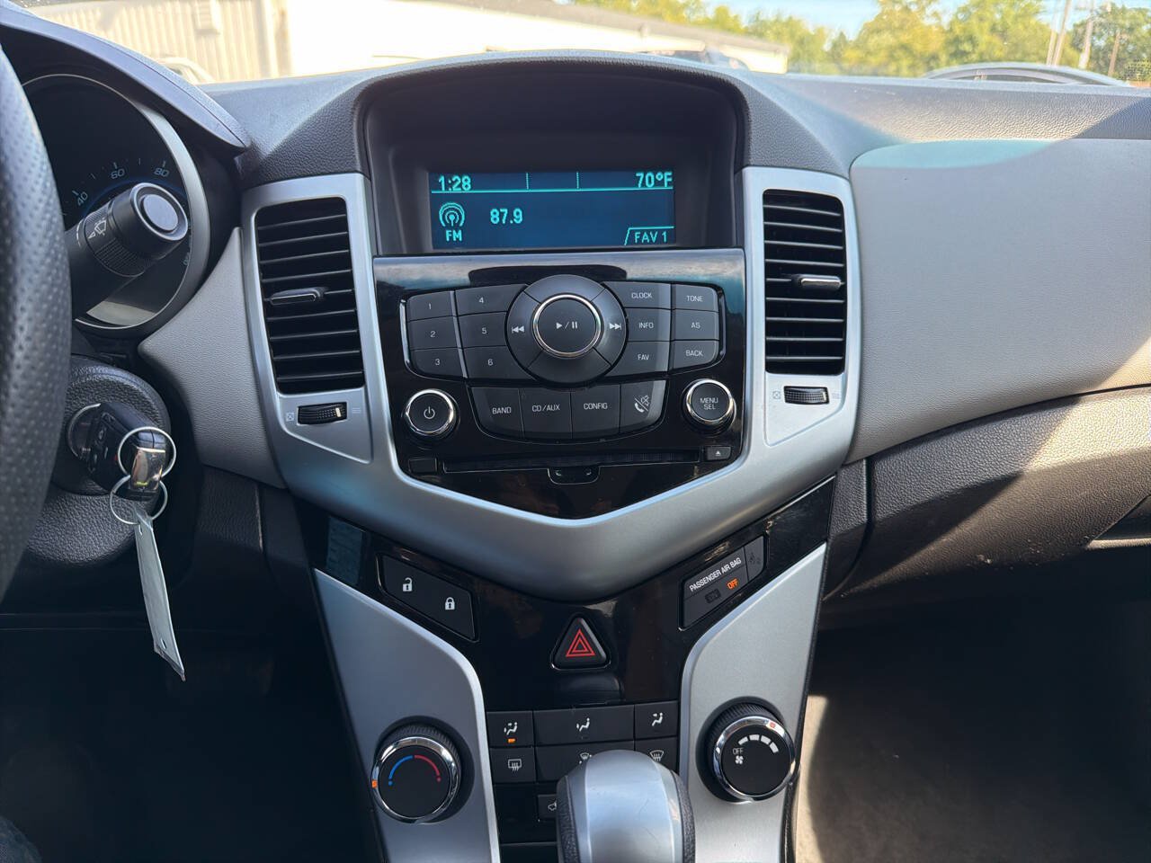 Used 2012 Chevrolet Cruze LS w/ Connectivity Package FWD image 13