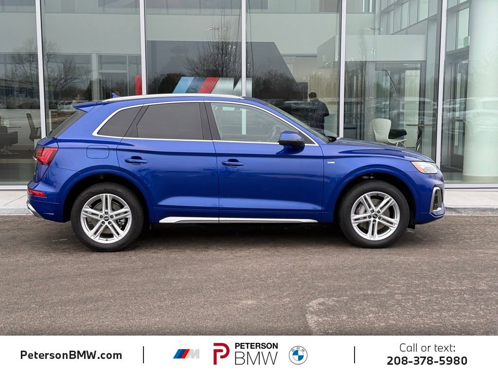 Used 2022 Audi Q5 e Premium w/ Convenience Package image 6