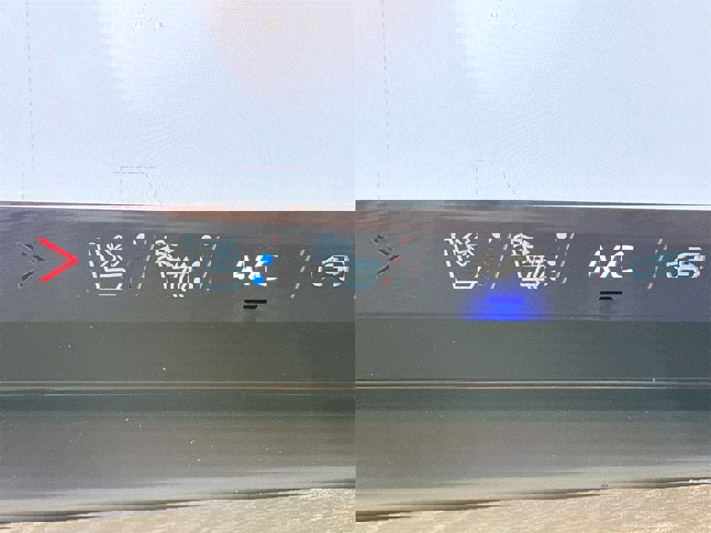 New 2025 Chevrolet Suburban Premier image 16