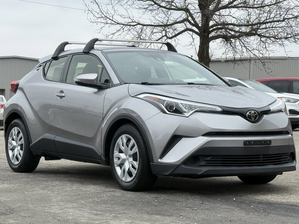 Used 2019 Toyota C-HR LE image 8
