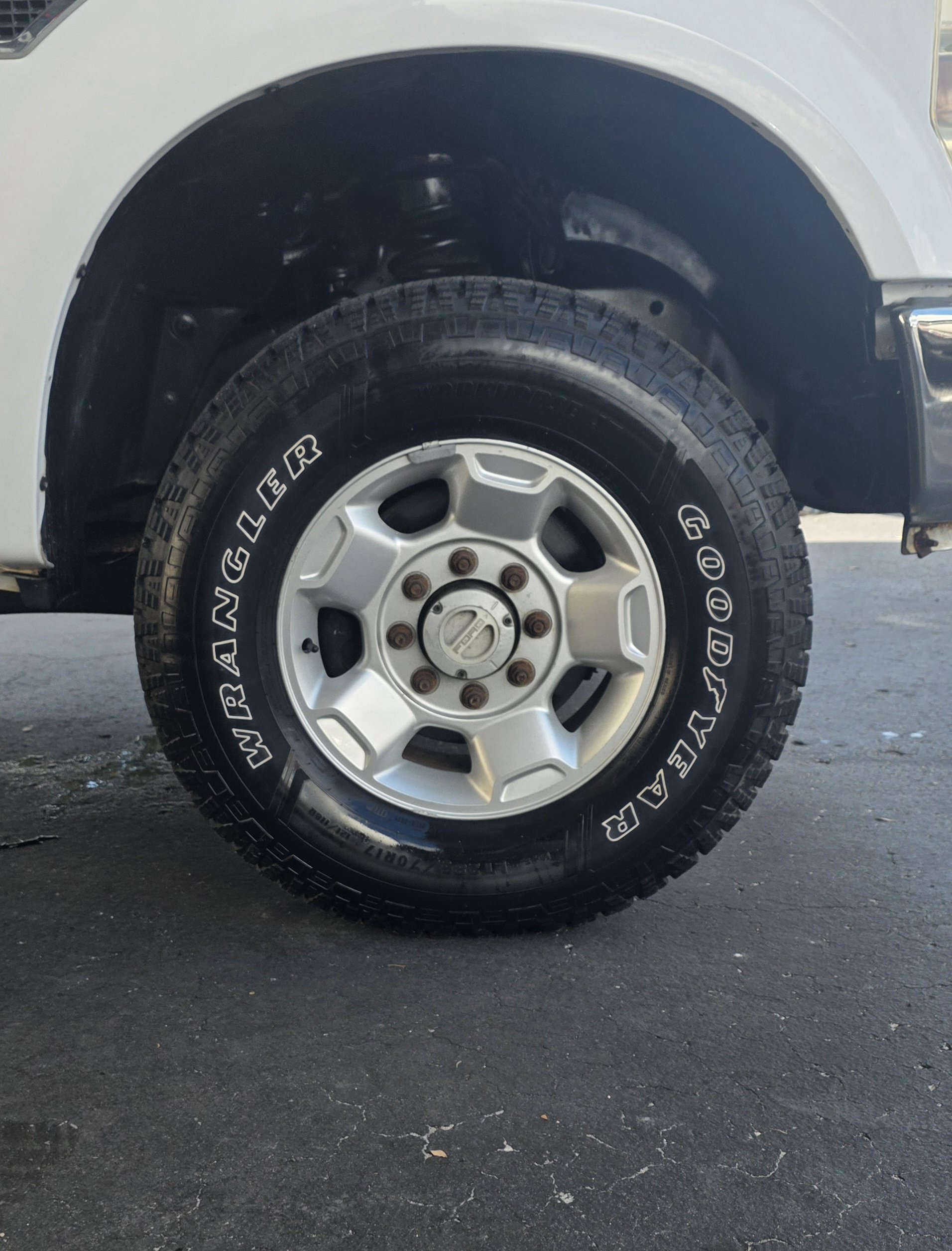 Used 2010 Ford F250 XL AWD/4WD image 35