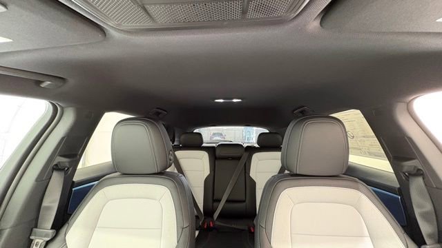 New 2026 Chevrolet Equinox EV LT FWD image 31