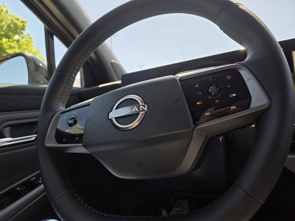 New 2026 Nissan Leaf Platinum+ w/ Cargo Package (Platinum+) FWD image 13