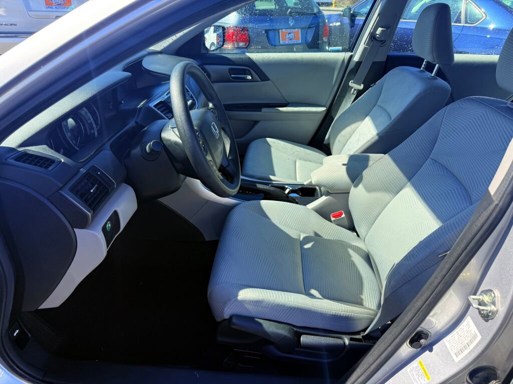 Used 2014 Honda Accord LX image 7