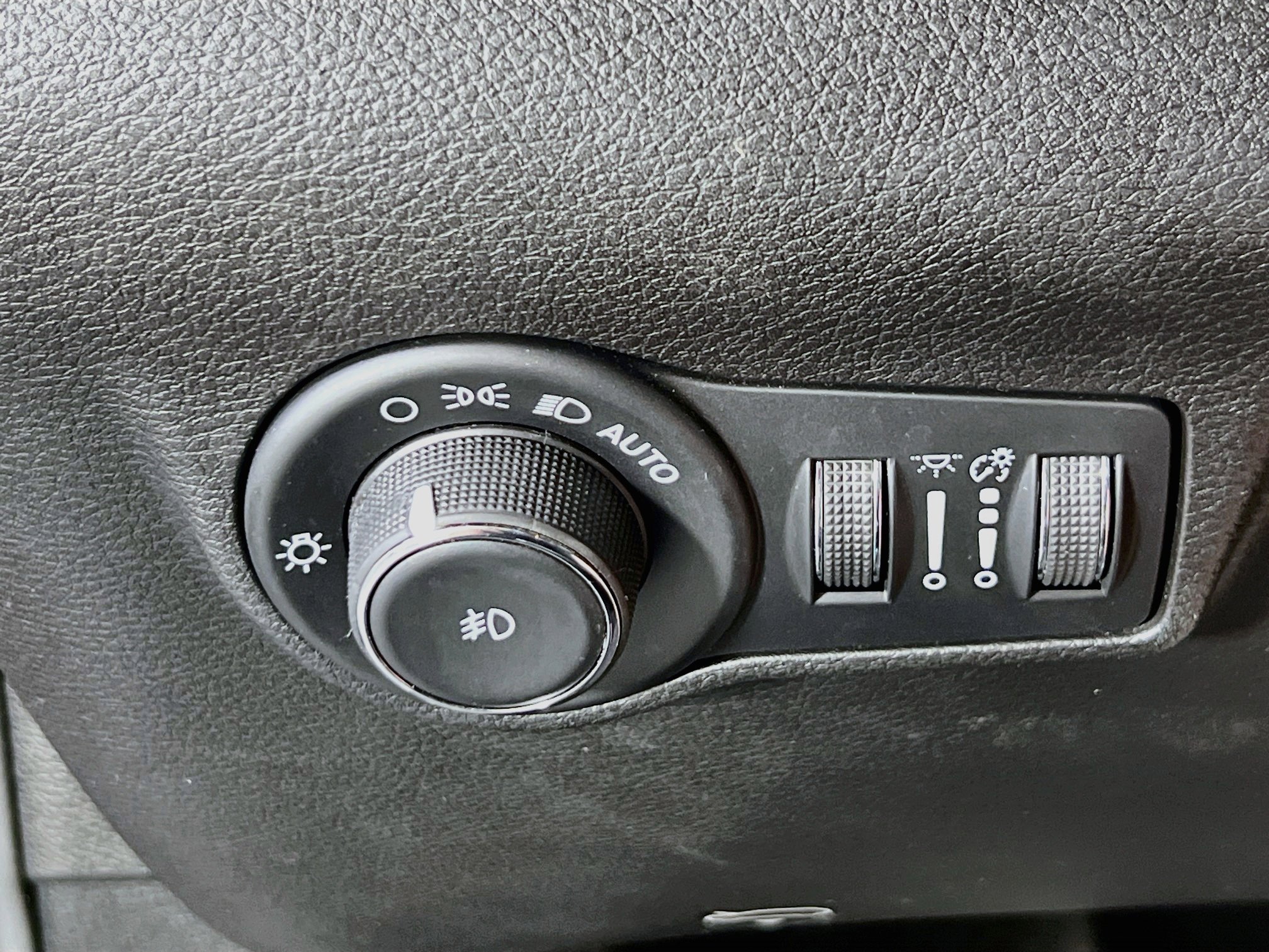 Used 2022 Jeep Compass Altitude w/ Convenience Group image 10