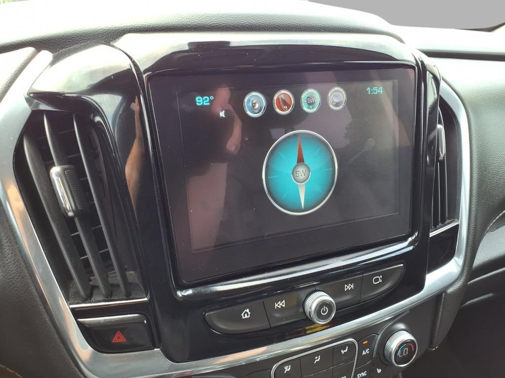 Used 2019 Chevrolet Traverse LT AWD/4WD image 8