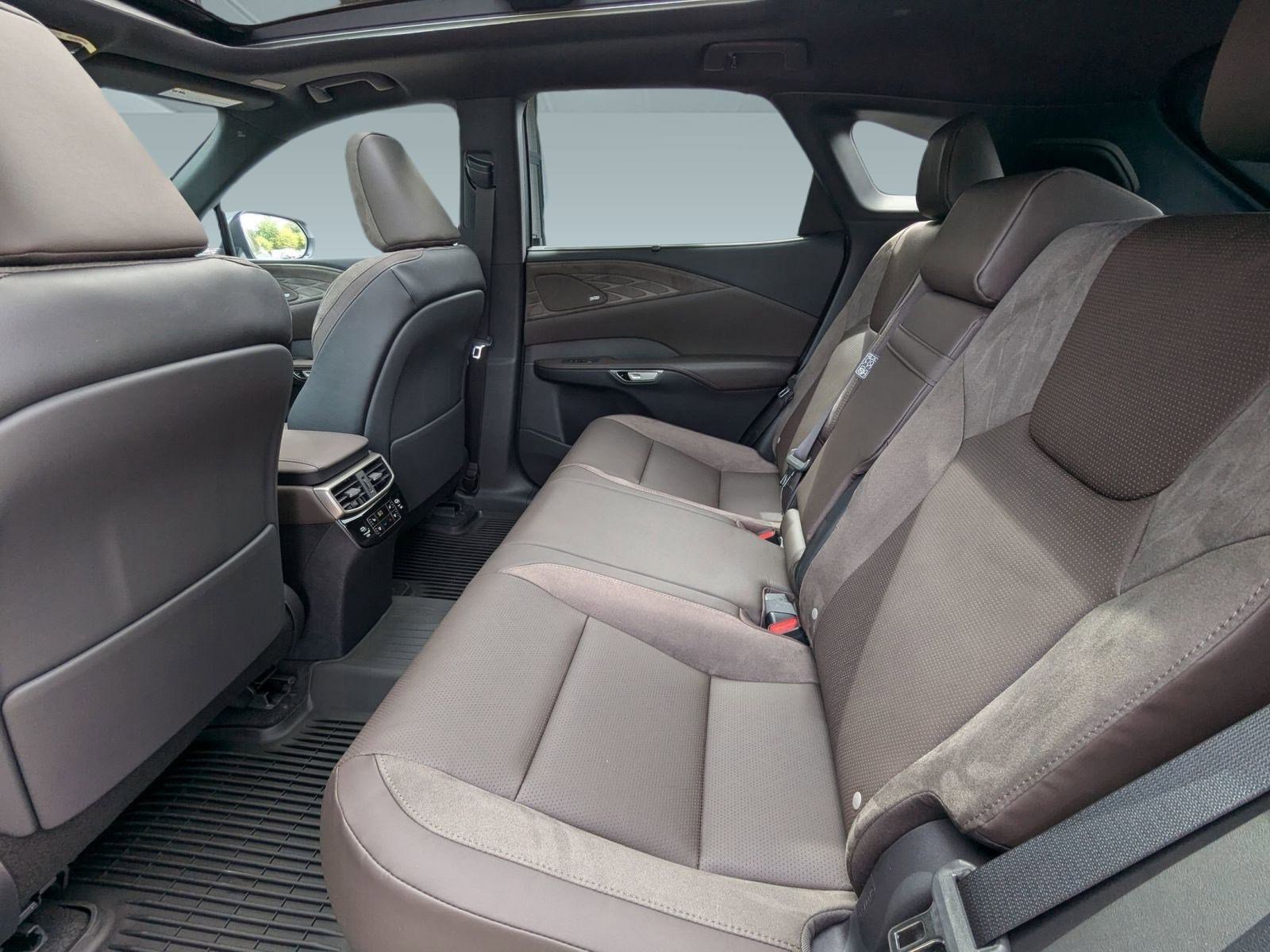 New 2025 Lexus RX 350 AWD image 24