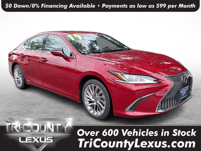 Used 2019 Lexus ES 300h w/ Accessory Package 2