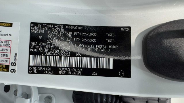 Used 2024 Lexus GX 550 w/ Cold Area Package AWD/4WD image 40