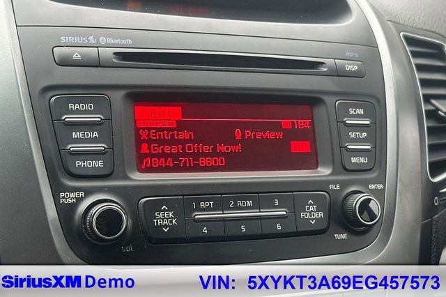 Used 2014 Kia Sorento LX image 30