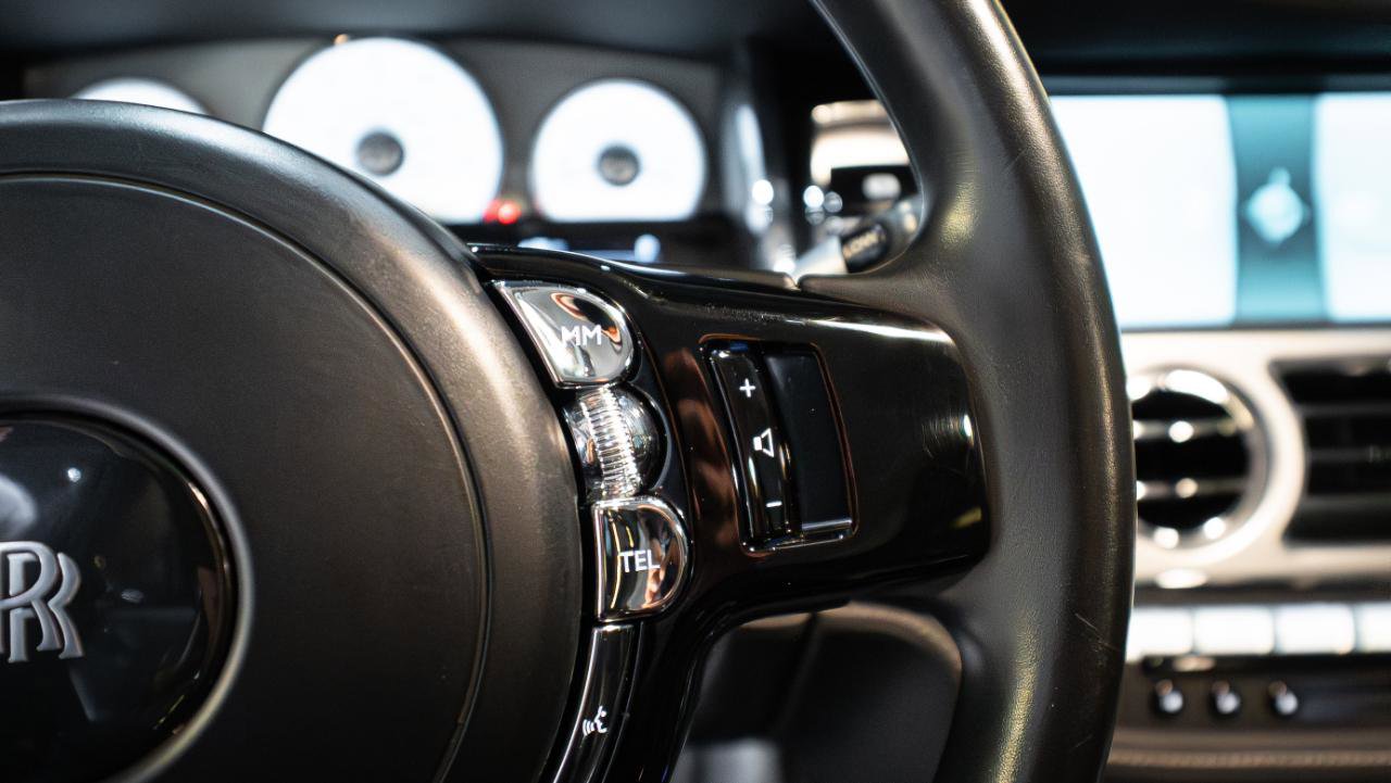 Used 2017 Rolls-Royce Ghost image 21