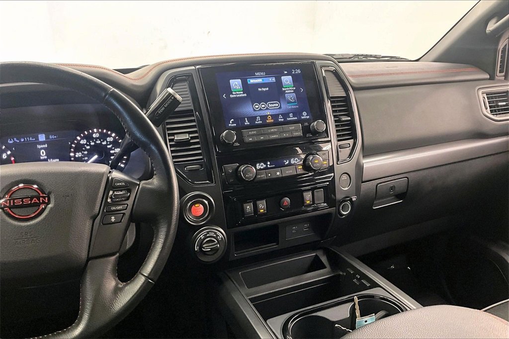 Used 2023 Nissan Titan PRO-4X image 5