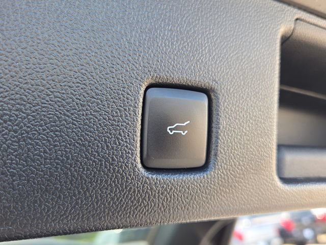 Used 2022 Ford Escape SEL FWD image 13