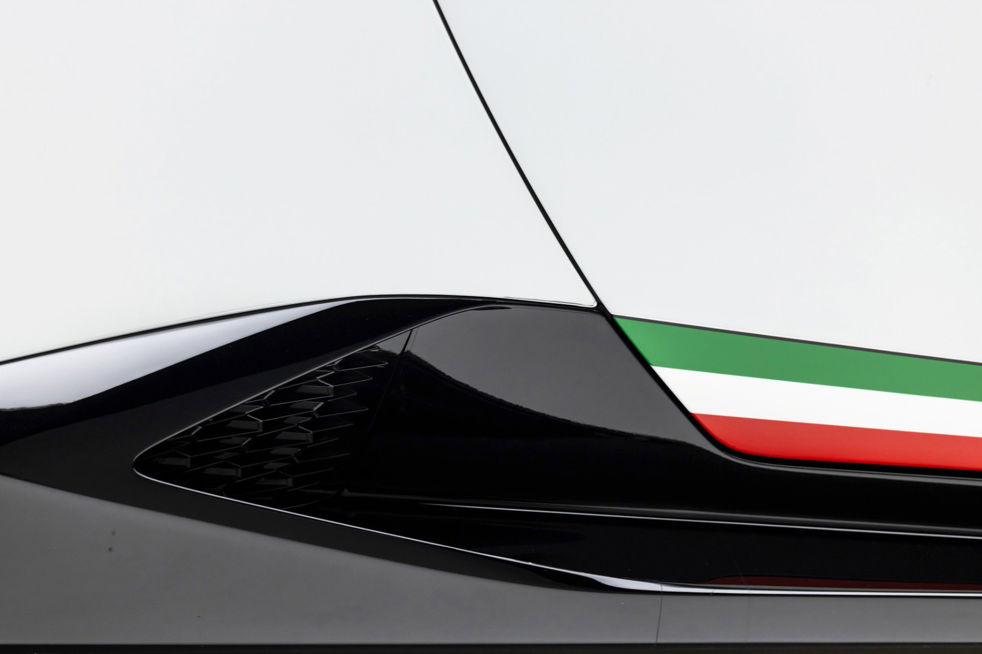 Used 2019 Lamborghini Huracan Performante image 28