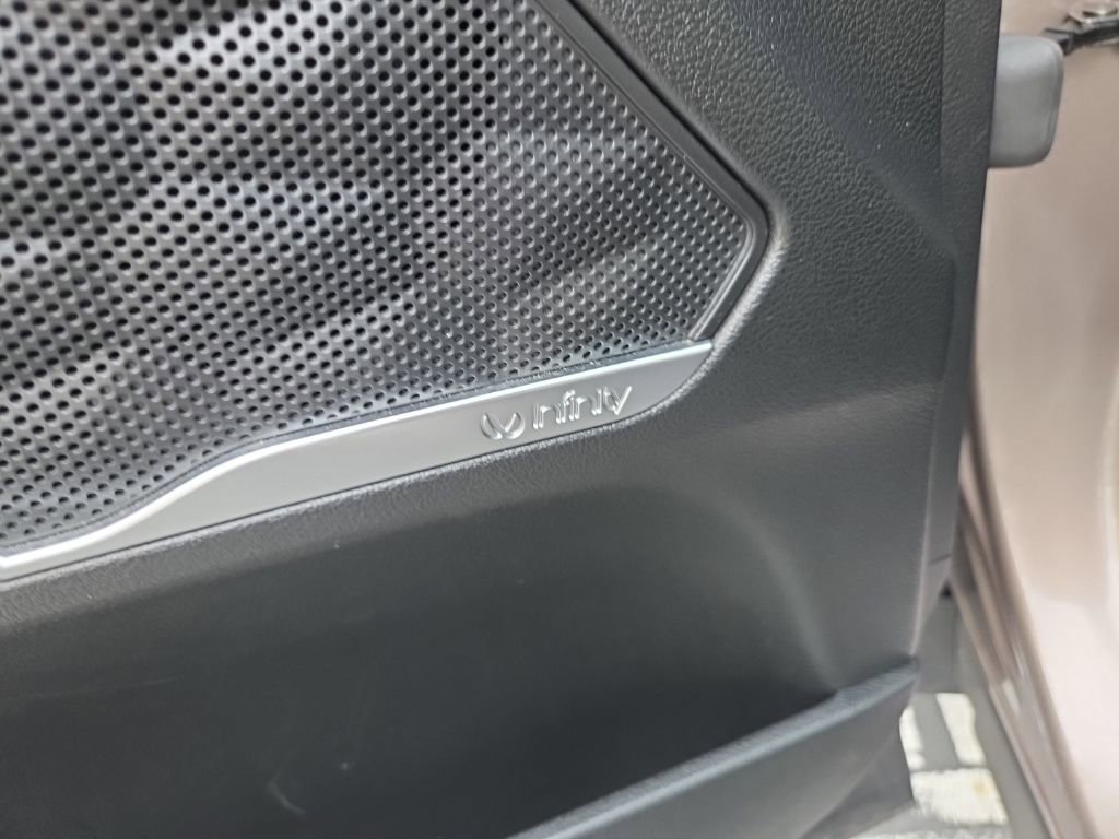 Used 2019 Hyundai Santa Fe SEL image 21