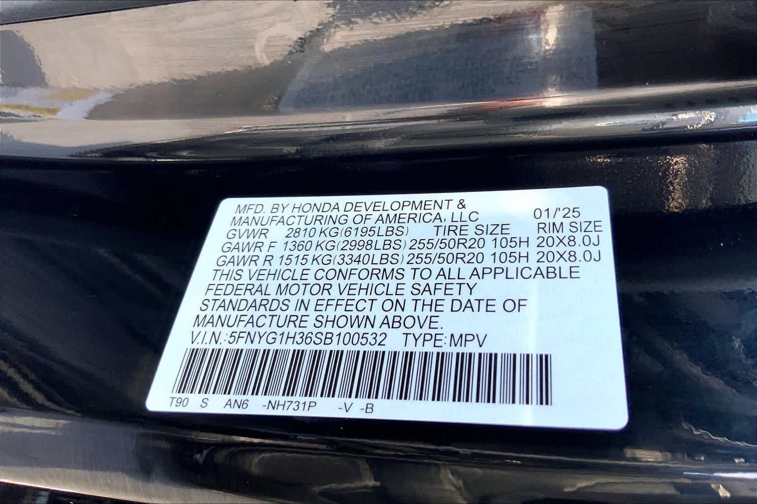 Used 2025 Honda Pilot Sport image 36
