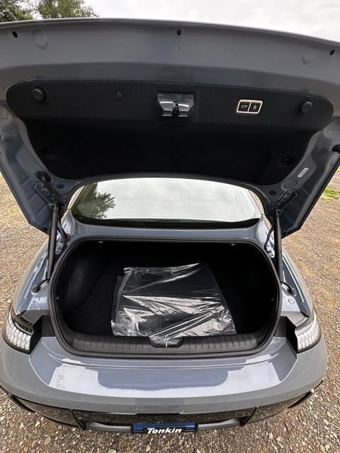 Certified 2025 Hyundai Ioniq 6 SE RWD image 23