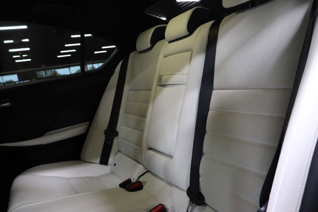 Used 2022 Lexus IS 350 F Sport image 17