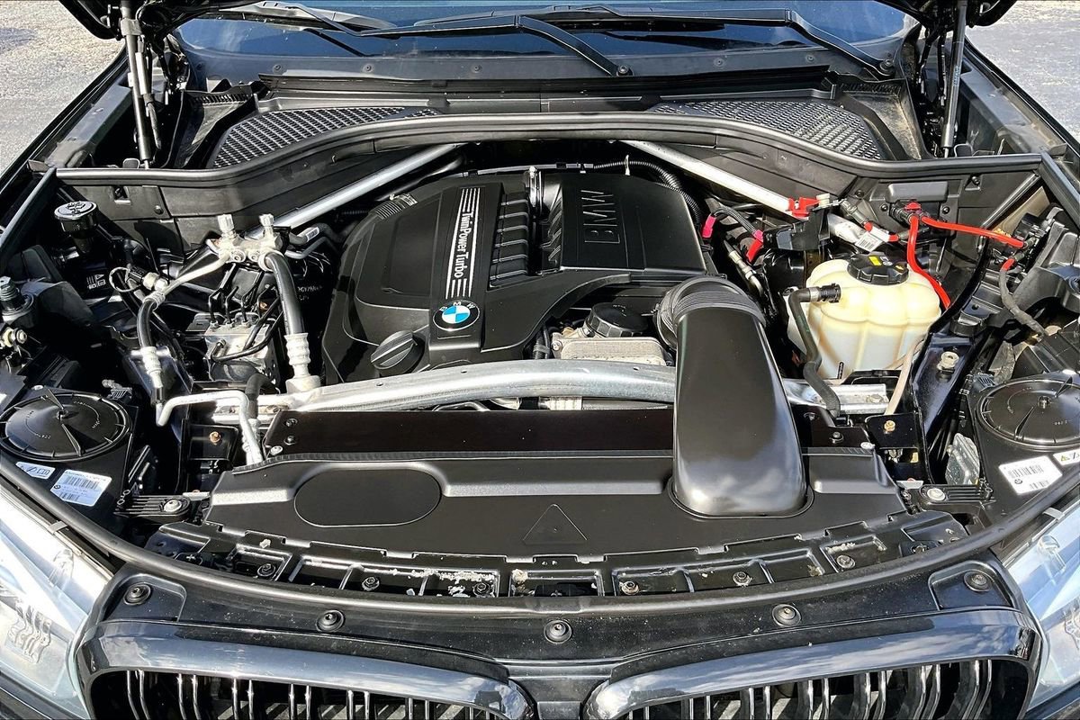 Used 2017 BMW X5 xDrive35i image 32