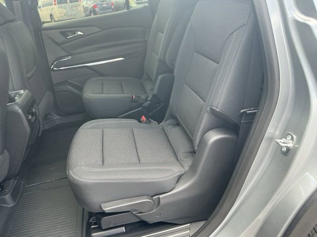 New 2026 Chevrolet Traverse LT w/ LPO, Floor Liner Package AWD/4WD image 11