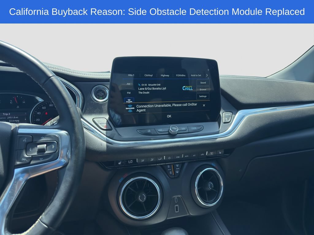 Used 2025 Chevrolet Blazer LT w/ Sound & Technology Package FWD image 15