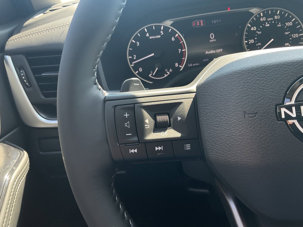 New 2027 Nissan Rogue Dark Armor AWD/4WD image 36