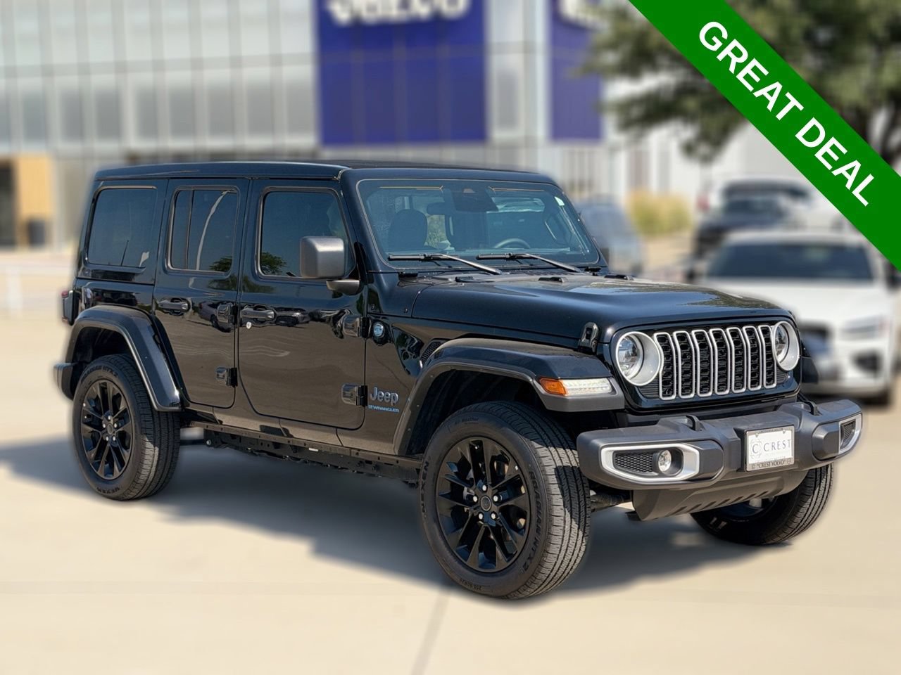 Used 2025 Jeep Wrangler Unlimited Sahara w/ Safety Group AWD/4WD image 5