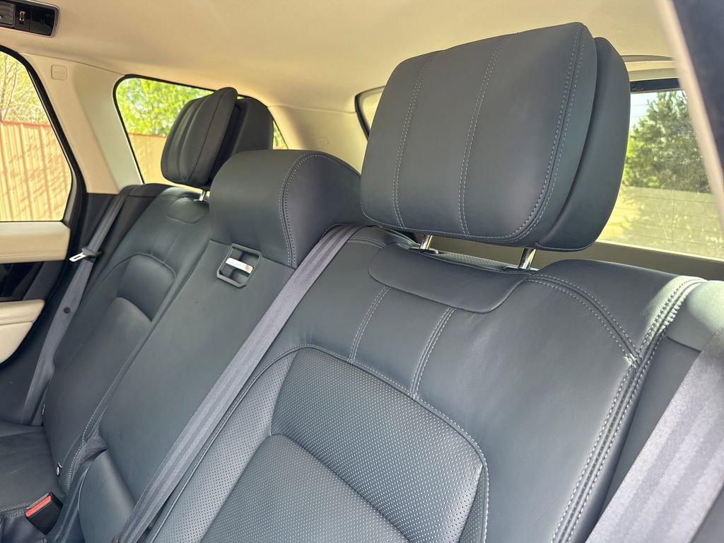 Used 2020 Land Rover Range Rover HSE AWD/4WD image 21