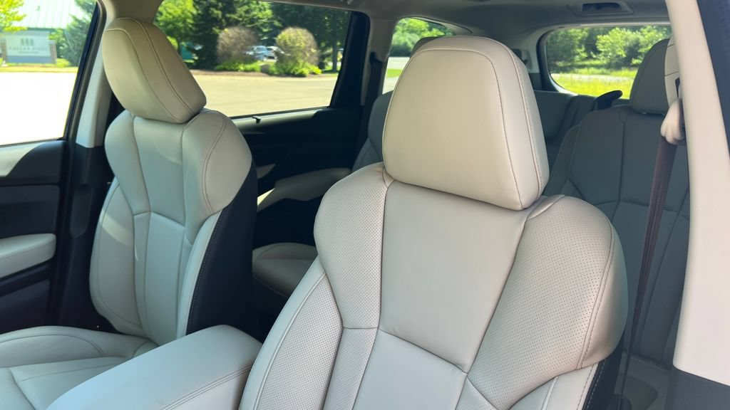 New 2026 Subaru Ascent Limited AWD/4WD image 14