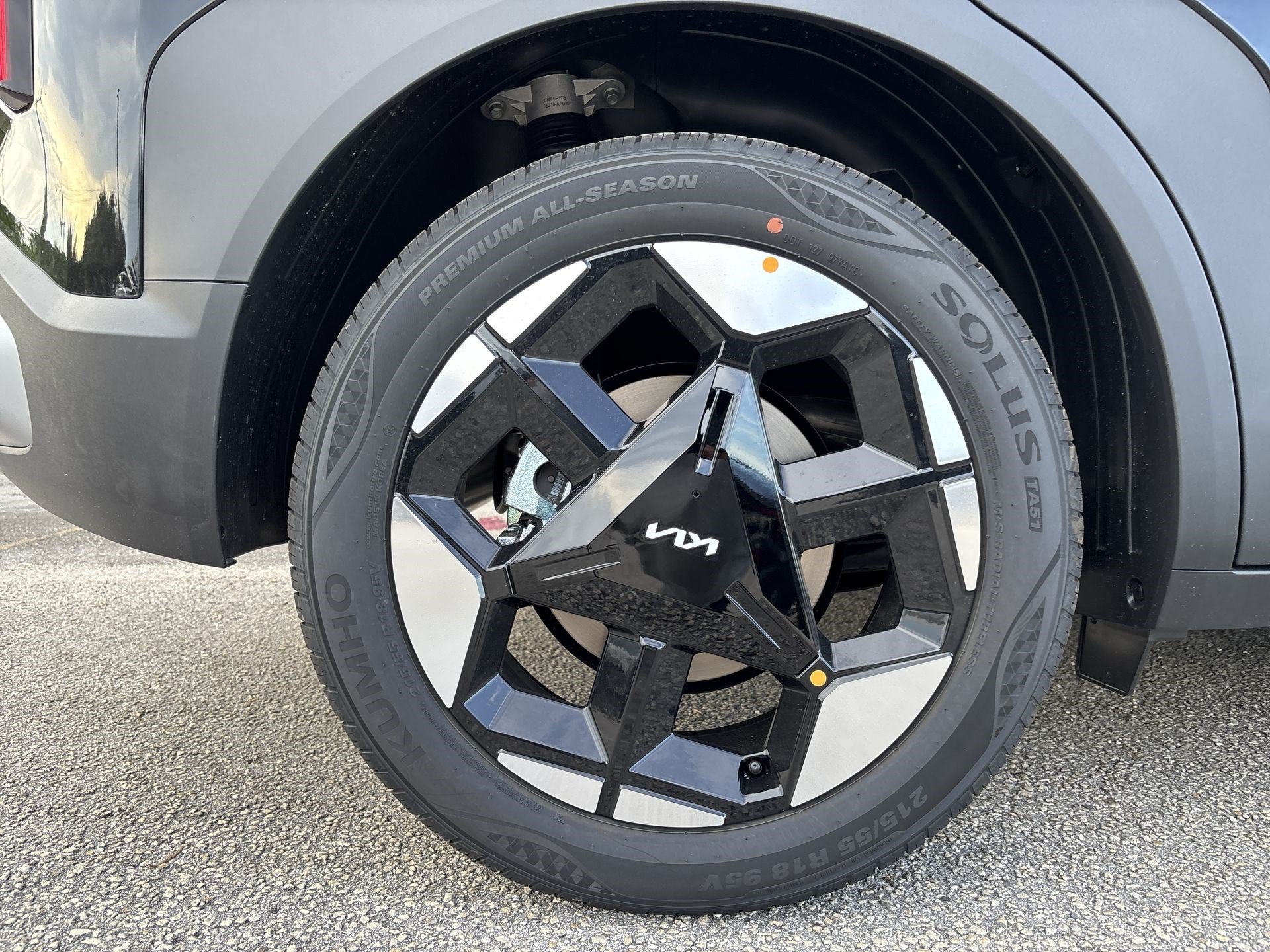 New 2027 Kia Seltos S FWD image 11