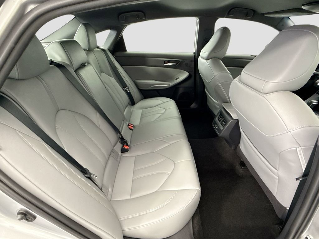 Used 2020 Toyota Avalon XLE w/ Carpet Mat Package FWD image 20