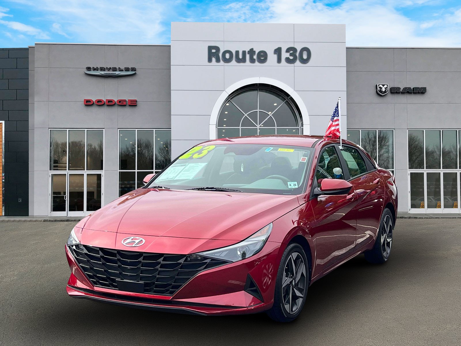 Used 2023 Hyundai Elantra SEL w/ Convenience Package FWD image 2