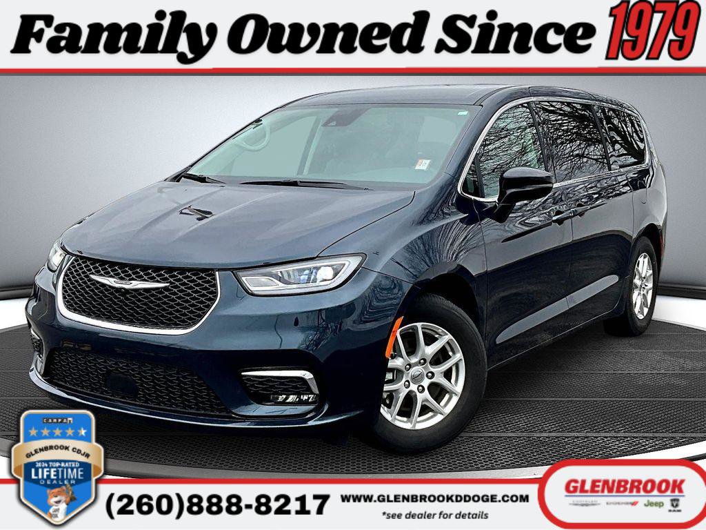 Used 2024 Chrysler Pacifica Touring-L