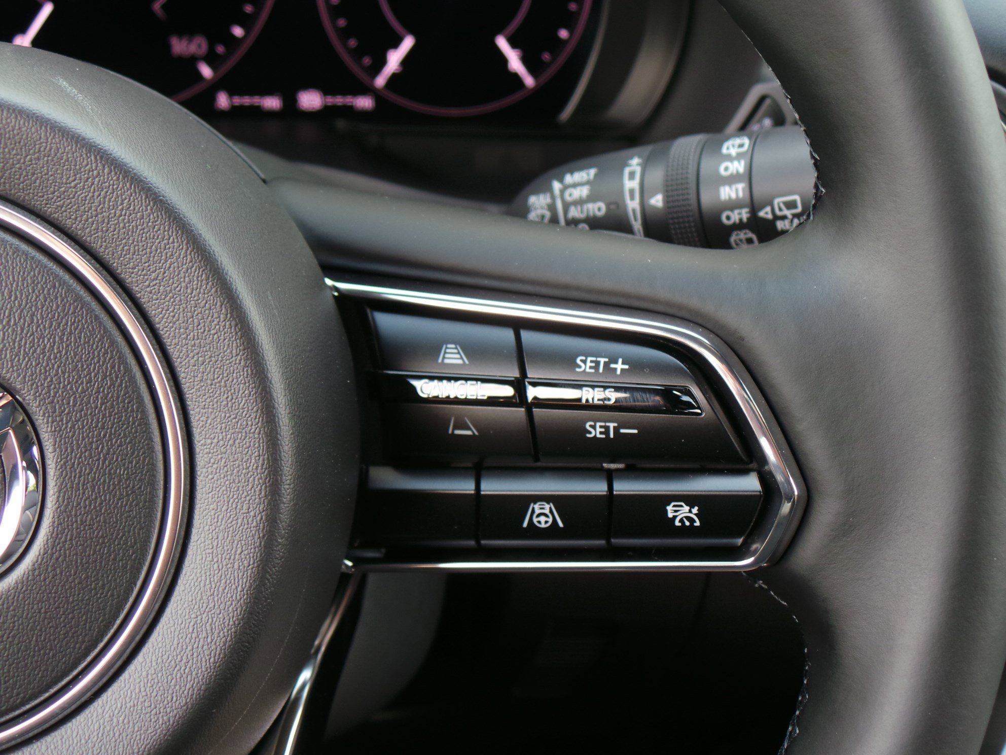 New 2025 MAZDA CX-70 Plug-In Hybrid w/ Premium Plus image 15