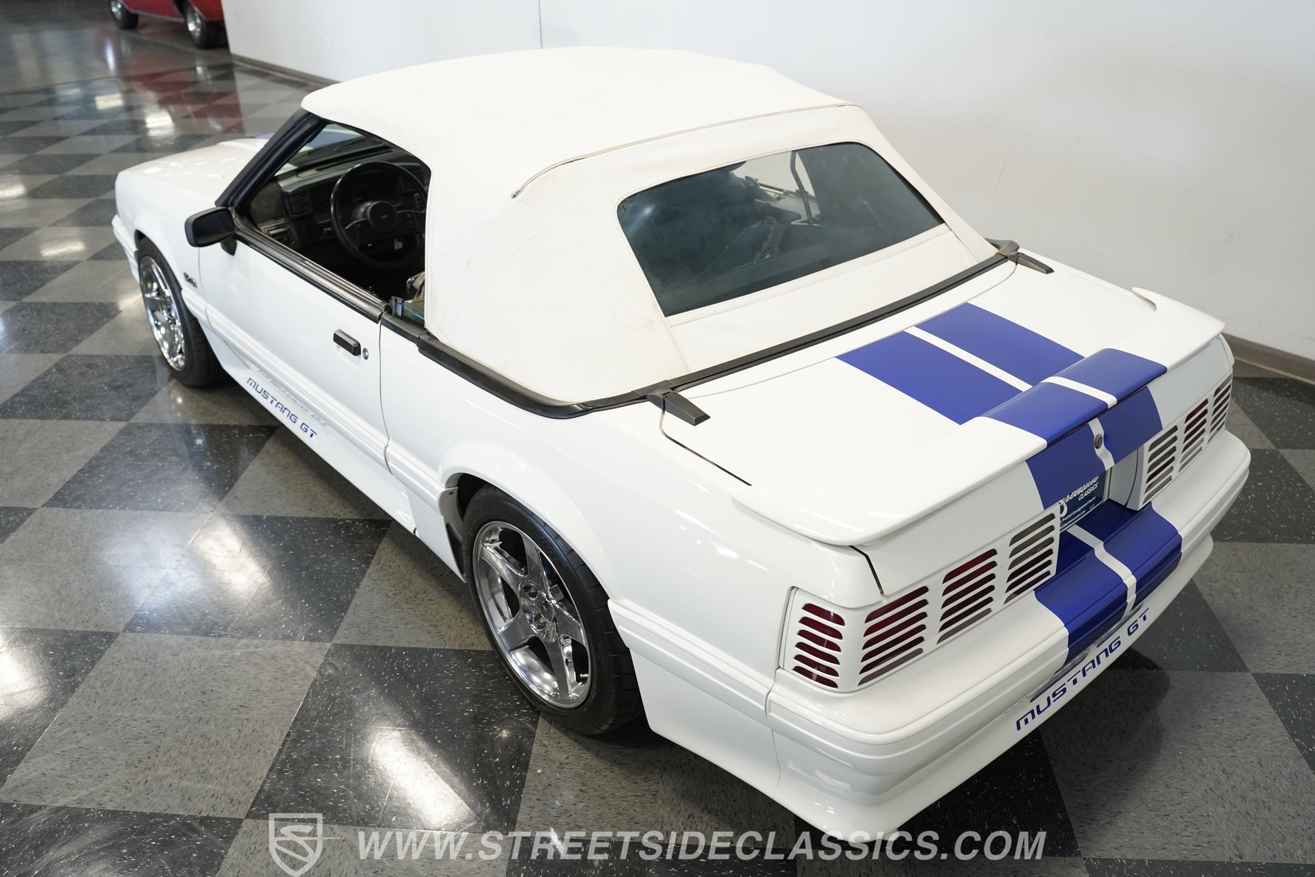 Used 1989 Ford Mustang GT RWD image 25