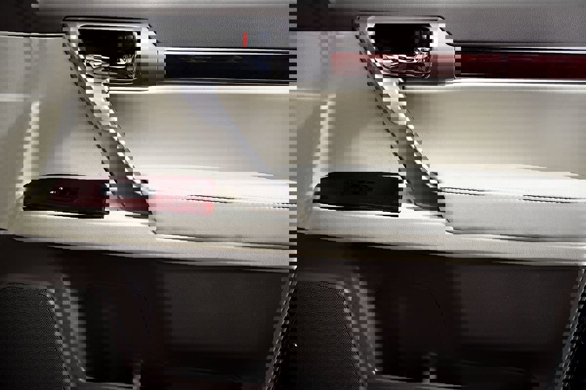 Used 2016 Lexus GX 460 Luxury image 38