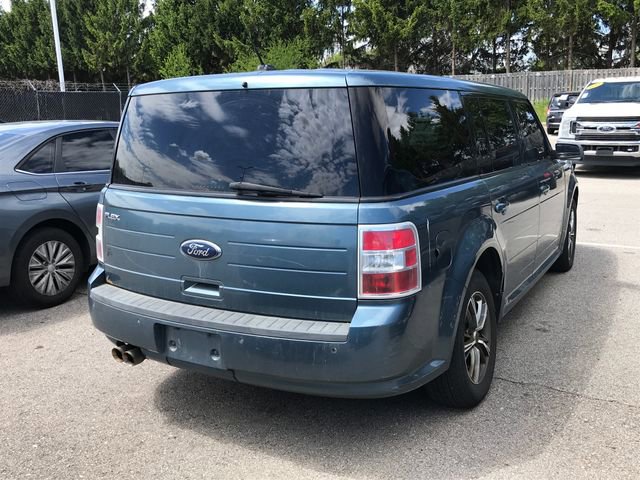 Used 2010 Ford Flex SE FWD image 2