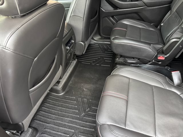 Used 2022 Chevrolet Traverse RS AWD/4WD image 17