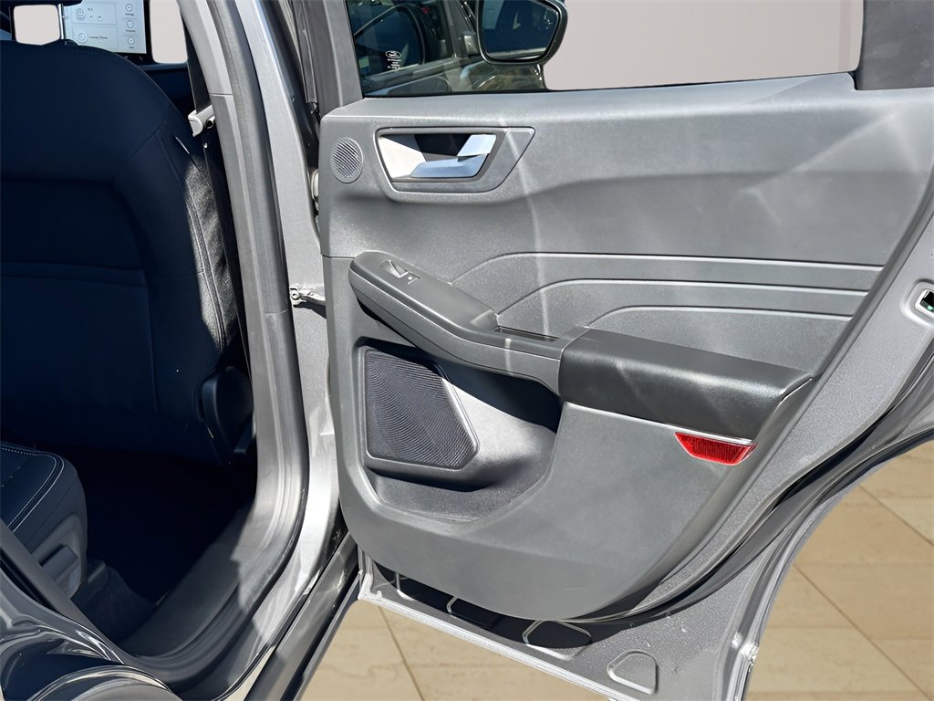 Used 2023 Ford Escape Active w/ Tech Pack #2 image 31