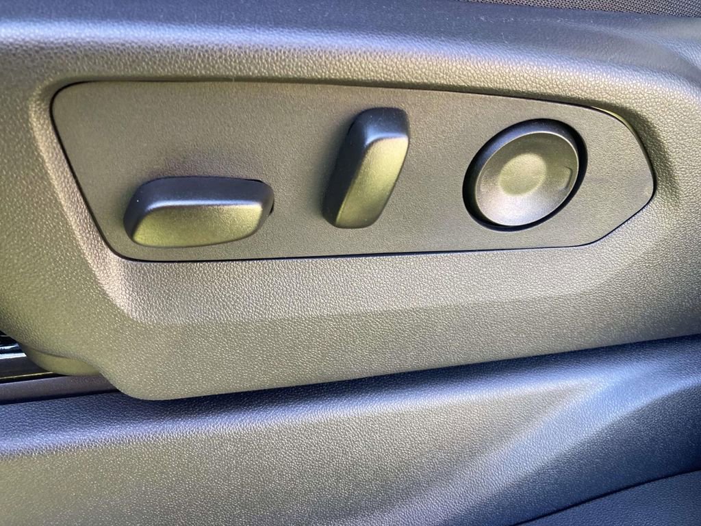 New 2026 GMC Sierra 1500 Elevation AWD/4WD image 17