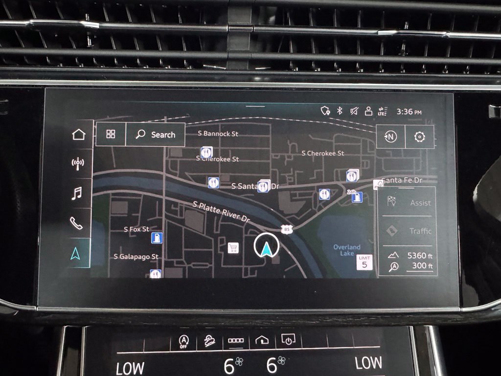 Used 2023 Audi SQ7 Premium Plus AWD/4WD image 32