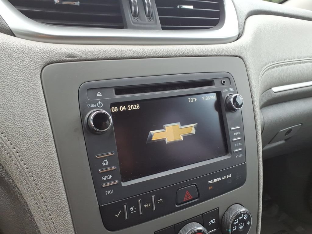 Used 2017 Chevrolet Traverse LS FWD image 18