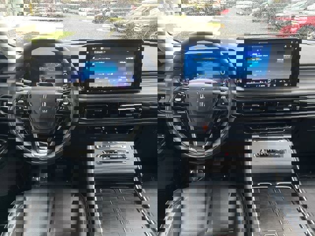 Used 2025 Lincoln Aviator AWD w/ Jet Appearance Package image 16