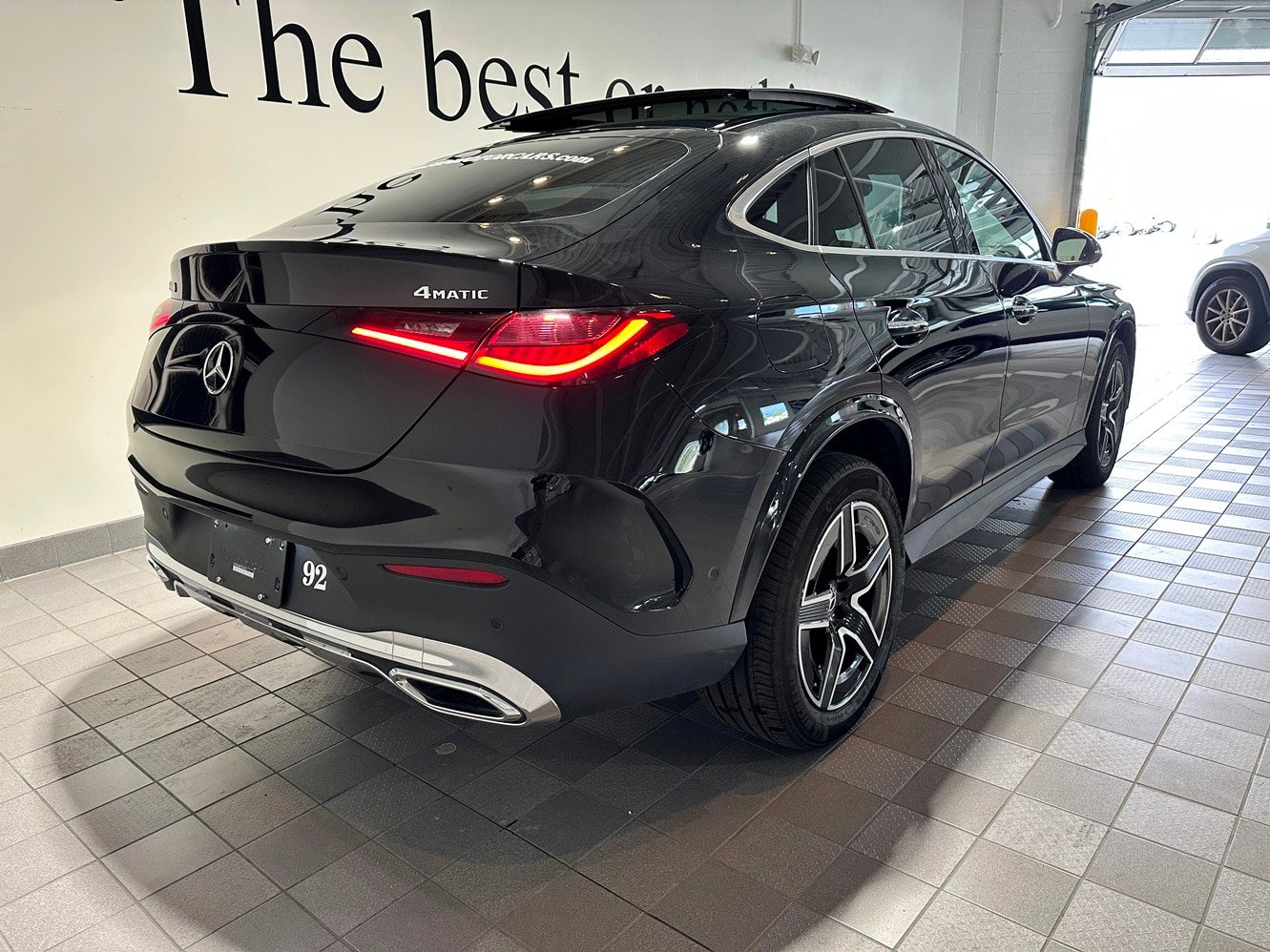 Used 2026 Mercedes-Benz GLC 300 4MATIC image 4