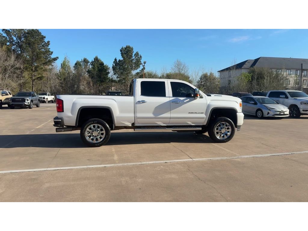 Used 2018 GMC Sierra 2500 Denali w/ Duramax Plus Package image 9