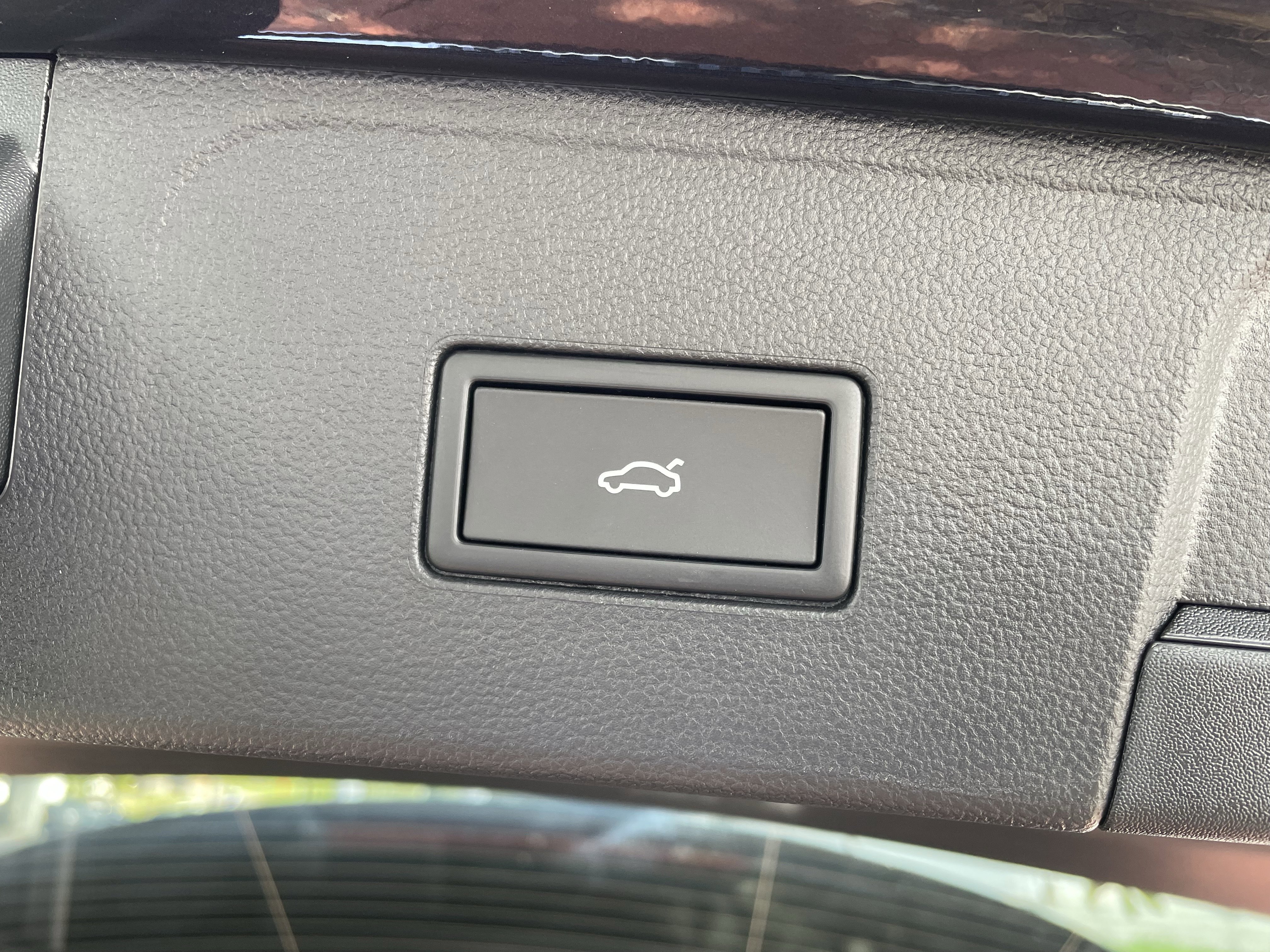 New 2026 Volkswagen Atlas SE image 10