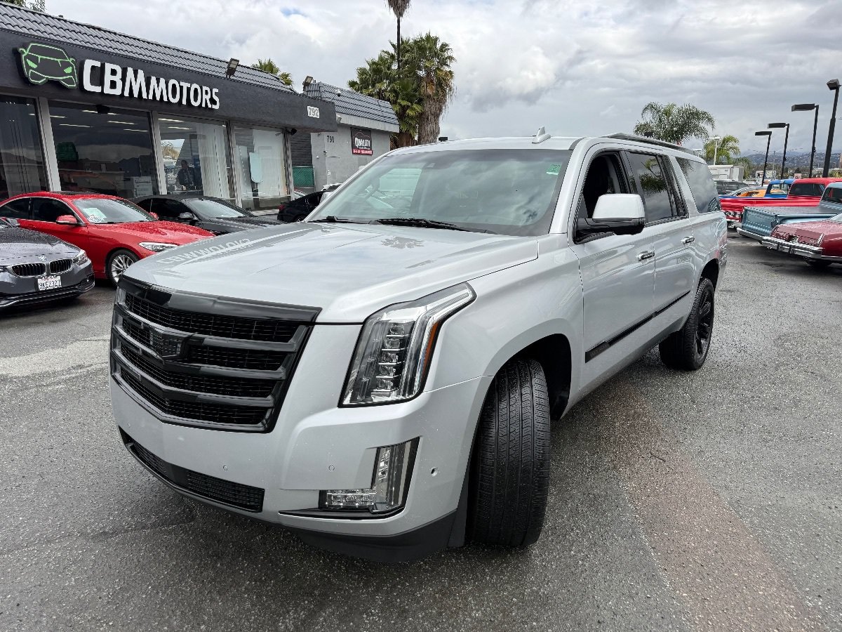 Used 2019 Cadillac Escalade ESV Premium Luxury AWD/4WD image 7