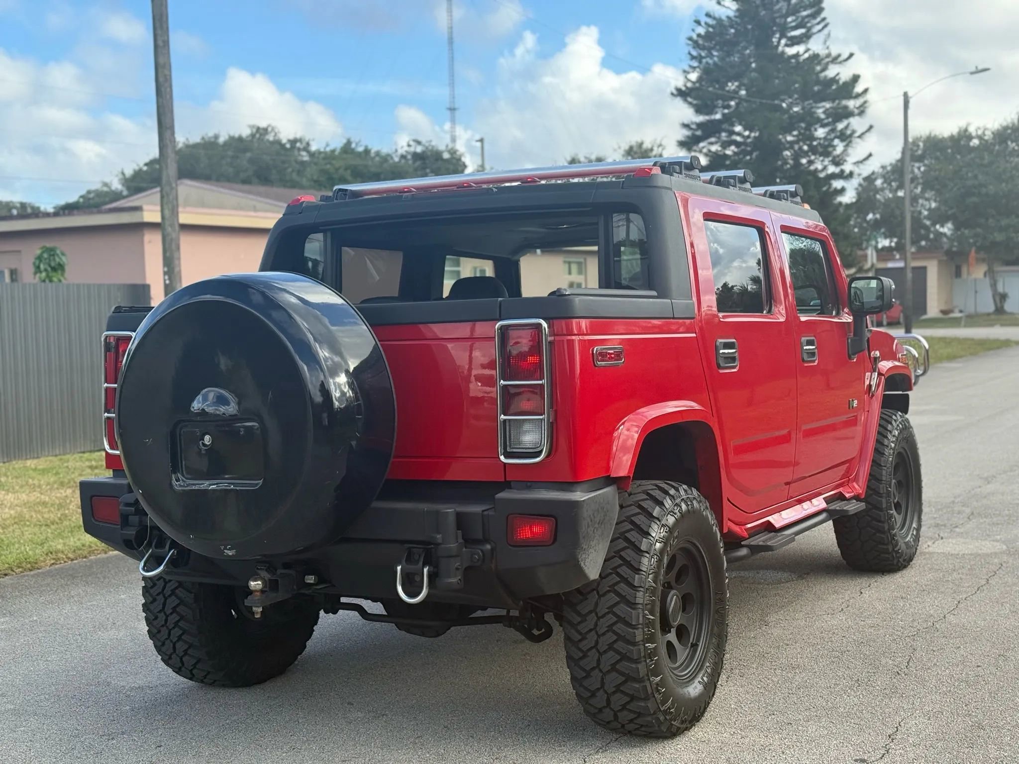 Used 2007 HUMMER H2 SUT w/ Special Edition image 3