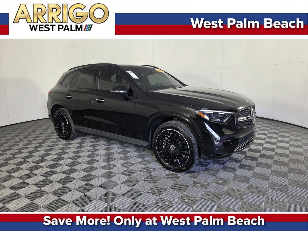 Used 2023 Mercedes-Benz GLC 300 image 1