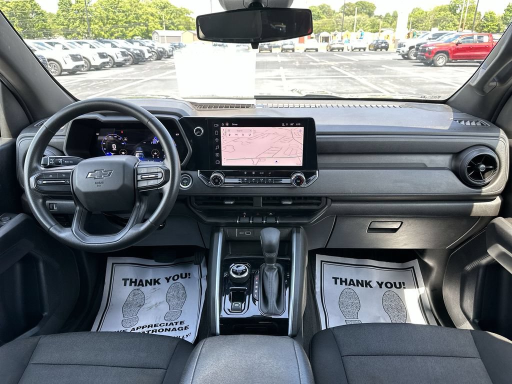 Used 2024 Chevrolet Colorado Trail Boss w/ Advanced Trailering Package AWD/4WD image 10